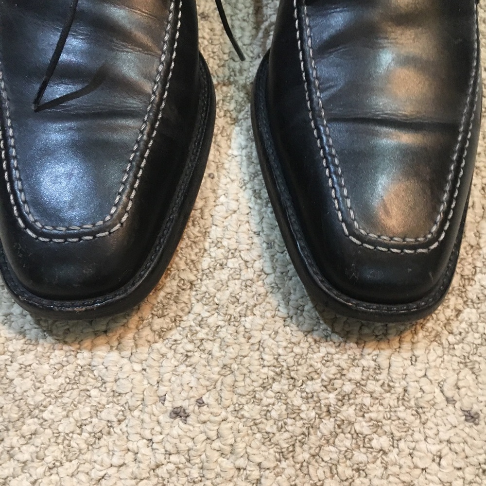 SOLD!!Salvatore Ferragamo Leather Oxford Shoes. - Picture 10 of 12